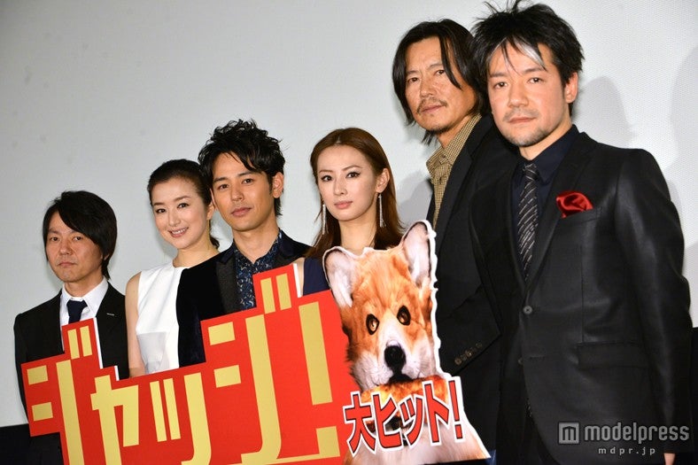 左から：澤本嘉光氏、鈴木京香、妻夫木聡、北川景子、豊川悦司、永井聡監督