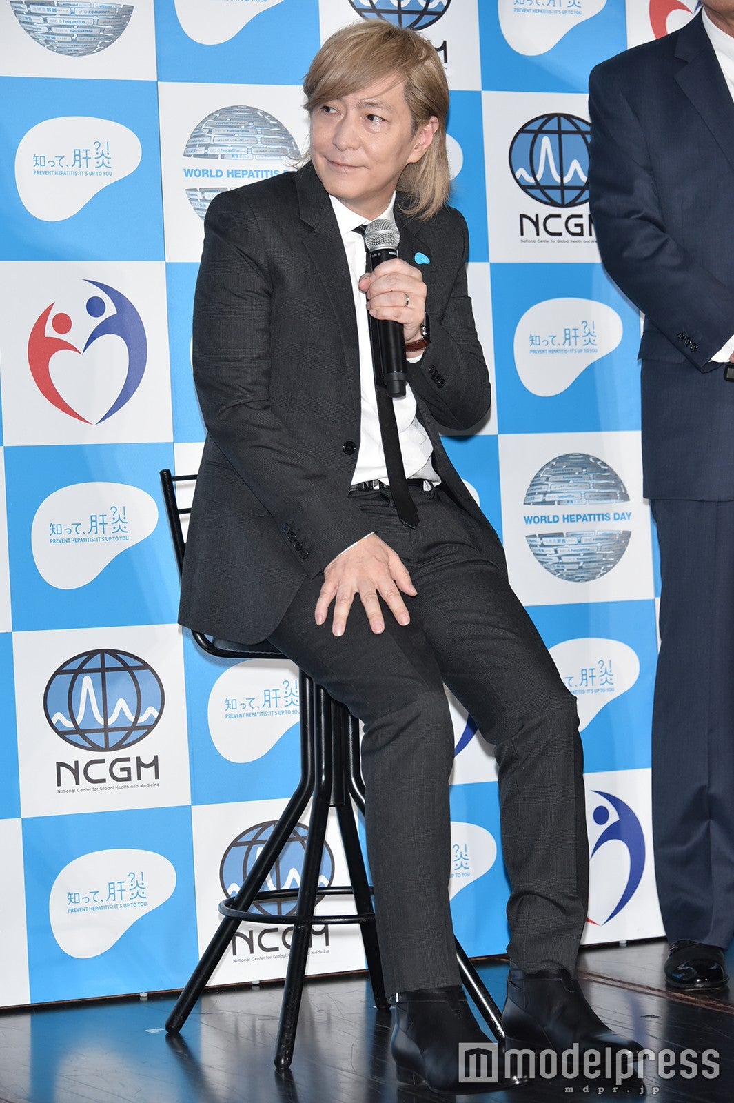 小室哲哉、C型肝炎を経験を語る　「知らない間に血だらけになっていた」（C）モデルプレス