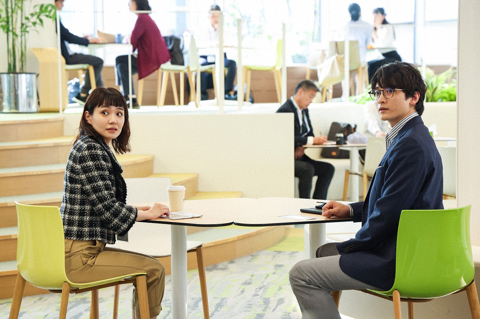 奈緒、小関裕太「あのクズを殴ってやりたいんだ」第4話（C）TBS