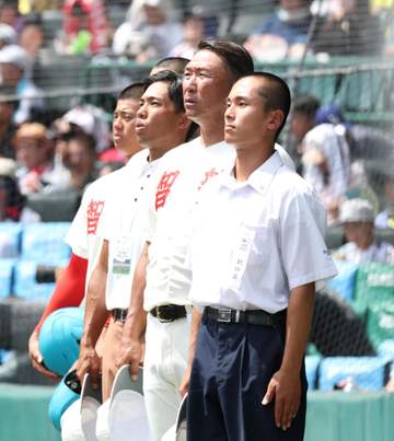 智弁和歌山が圧勝で5年ぶり4強進出！毎回の18安打は低反発バット導入後、夏の甲子園タイ記録 中谷監督「まさかまさか」11得点で仙台育英を攻略