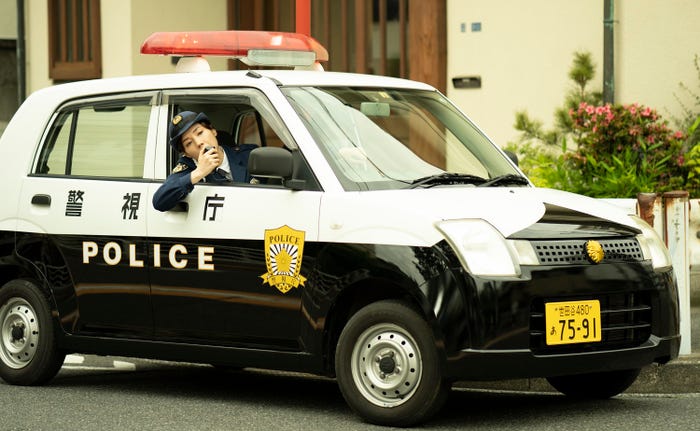 仲里依紗(C)2021「土竜の唄」製作委員会(C)高橋のぼる・小学館