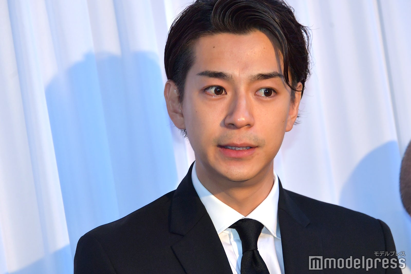 三浦翔平が涙 海猿 シリーズで親交 小笠原明男さんを偲ぶ モデルプレス