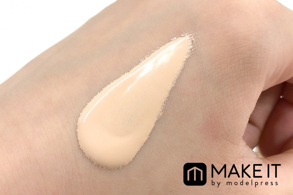 エクセル／スキンティント セラム テクスチャ― (C)メイクイット