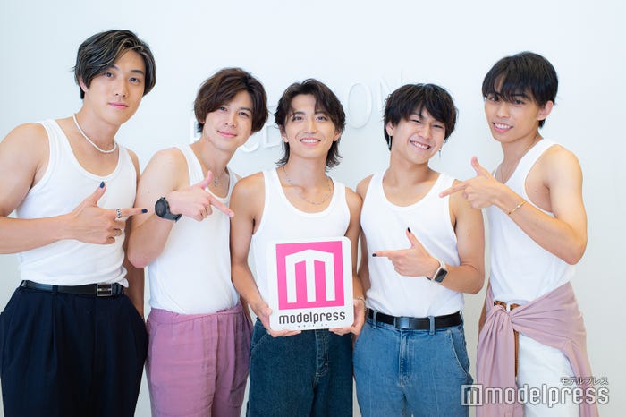 (左から)市川隼さん、今時大さん、岡田健杜さん、當間創汰さん、青戸直之さん/「ミスター立教コンテスト2022」ファイナリスト(C)モデルプレス