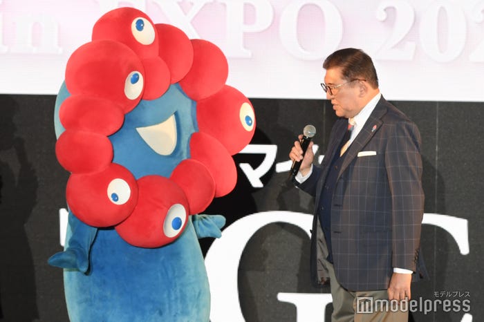 ミャクミャク、石破茂内閣総理大臣(C)モデルプレス