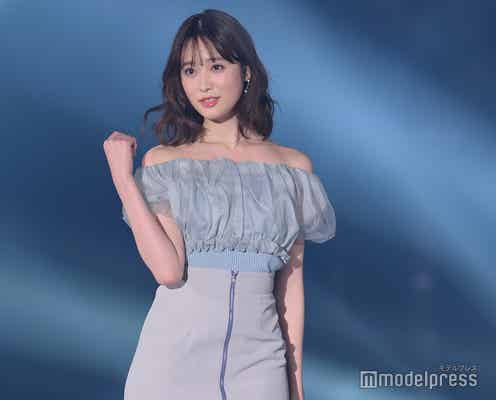 高橋ひかる、美デコルテ輝く春らしさ満点コーデ【TGC 2024 S/S】