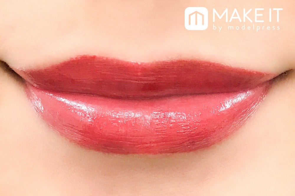 プランプピンク／メルティーリップ ベルベットルージュ／204 トリックレッド 使用 (C)メイクイット