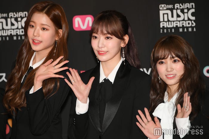 チャン・ウォニョン、宮脇咲良、矢吹奈子 (C)モデルプレス