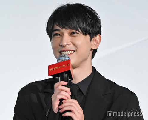 吉沢亮、新しい家族を報告 橋本環奈・ムロツヨシの衝撃的パーツも明かす「めっちゃワイルドやん」<ブラックナイトパレード>