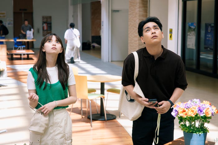 齋藤飛鳥、柳楽優弥「ライオンの隠れ家」第2話(C)TBS