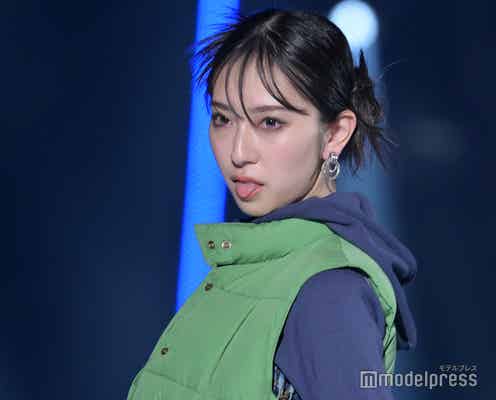 日向坂46金村美玖、不意打ちの舌ペロにドキッ 挑発的な表情に夢中<TGC 2022 A/W>