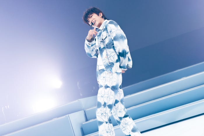 ウヨン/撮影:石井亜希(田中聖太郎写真事務所)