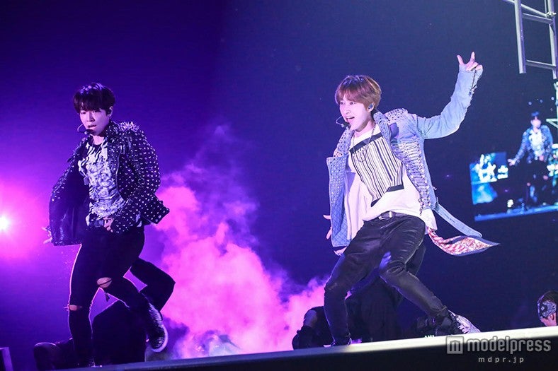 SUPER JUNIOR-D＆E（左から）ドンヘ、ウニョク