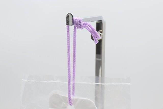 ひも付きコンパクト手さげポリ袋　LLサイズ　23枚入　吊り下げ