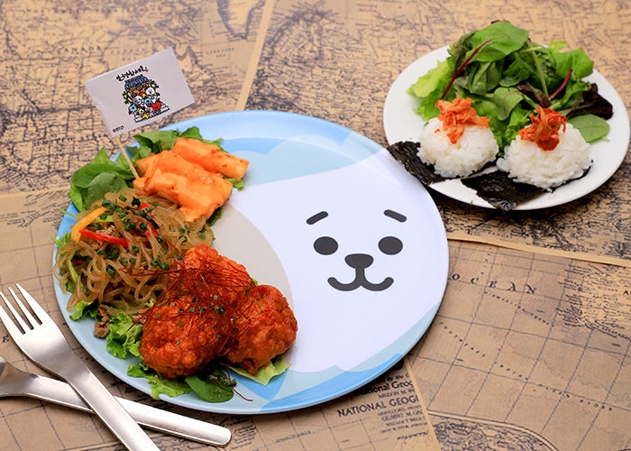 韓国フードプレート1,490円（C）BT21