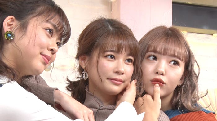 (左から)杉原千尋アナ、鈴木唯アナ、藤田ニコル(提供写真)