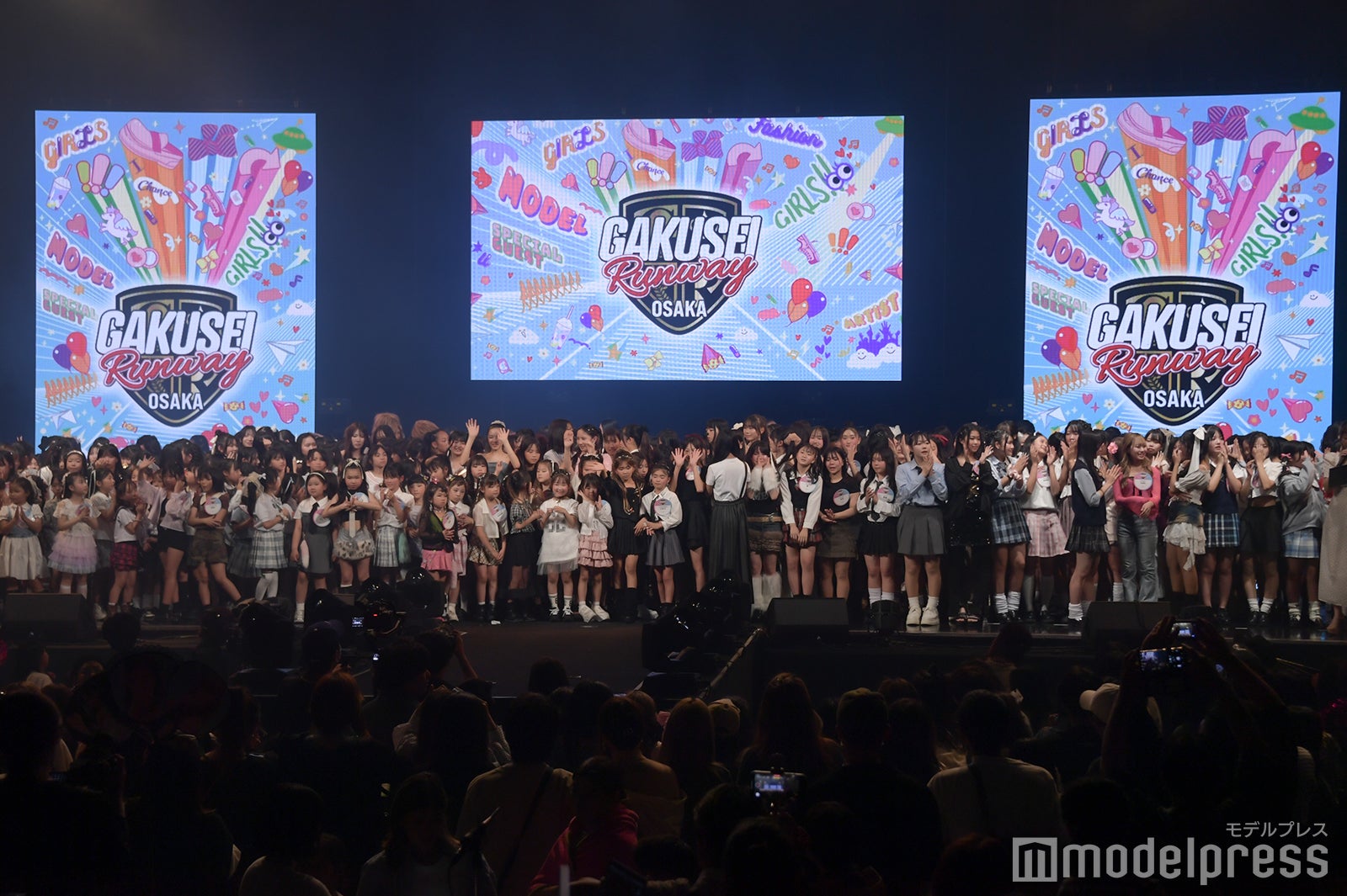 大阪選抜モデル発表の様子（C）モデルプレス
