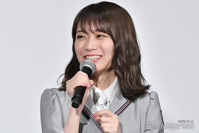 秋元真夏(C)モデルプレス