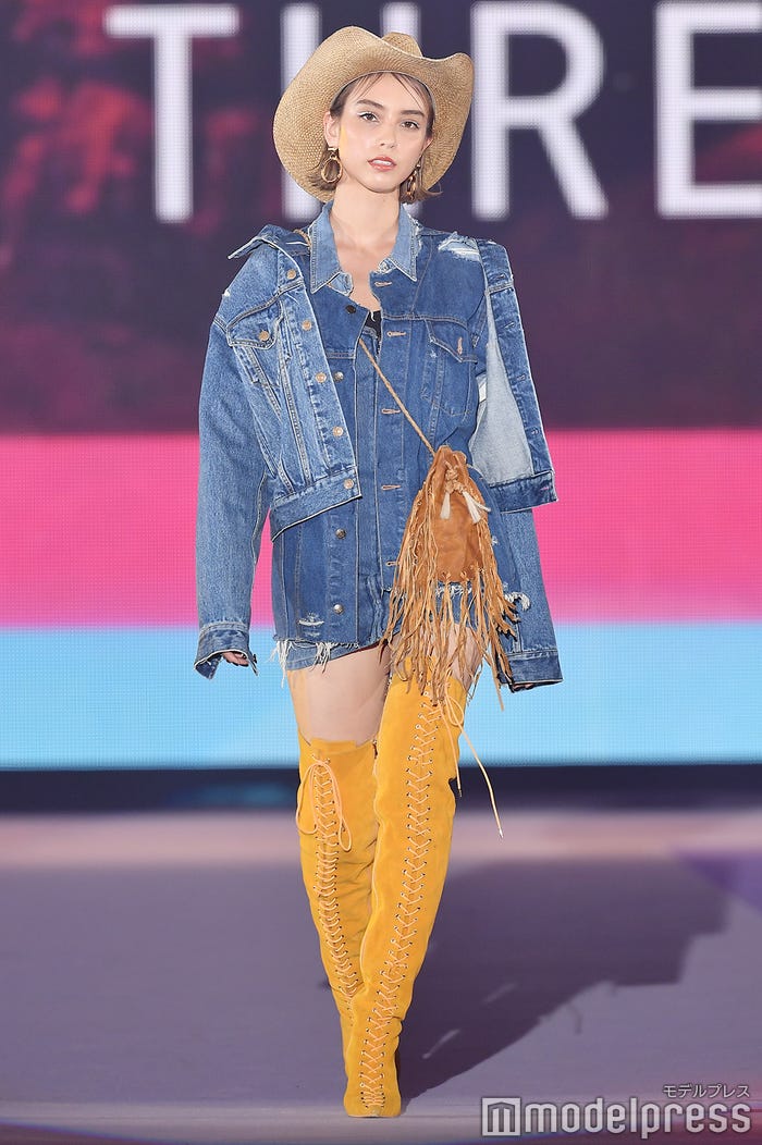 滝沢カレン(C)モデルプレス