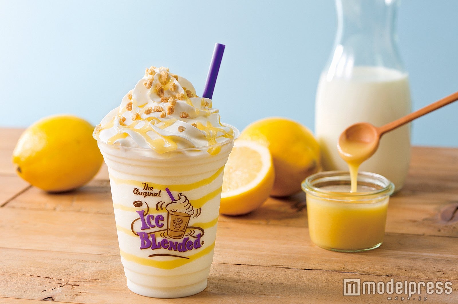 ピュアバニラ レモン アイスブレンディッド550円～（税抜）／画像提供：L．A．Style