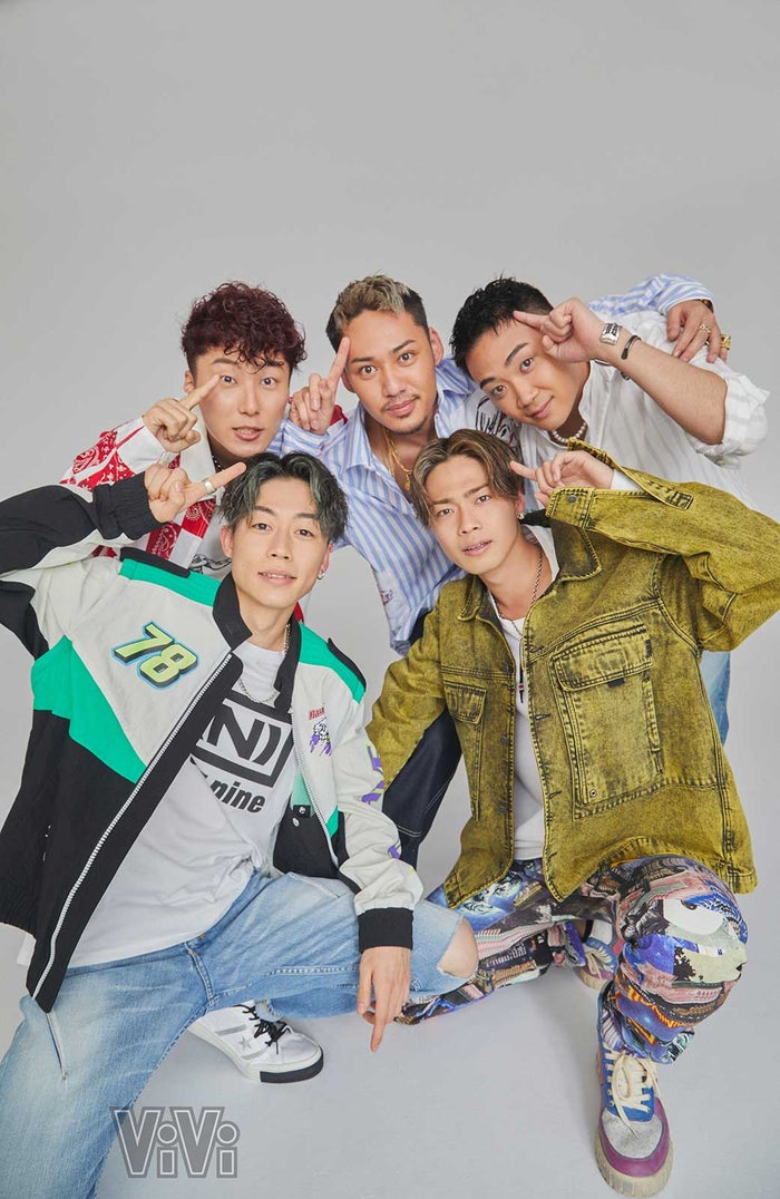 5人組若手youtuber コムドット Vivi 初登場で仲良しカット 理想のデートも明かす モデルプレス