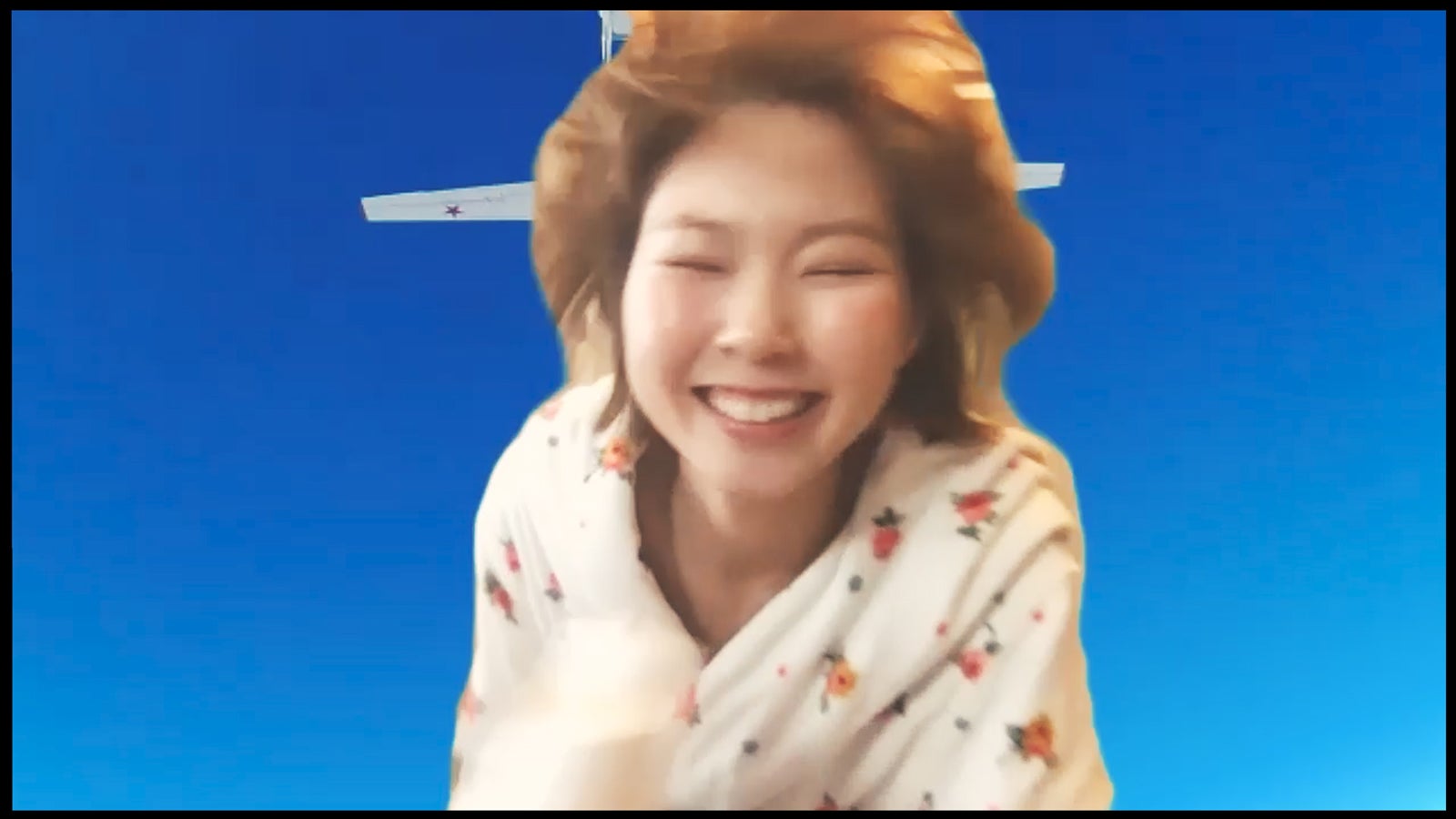 あさぎーにょ「ふわり春」MVより（提供写真）