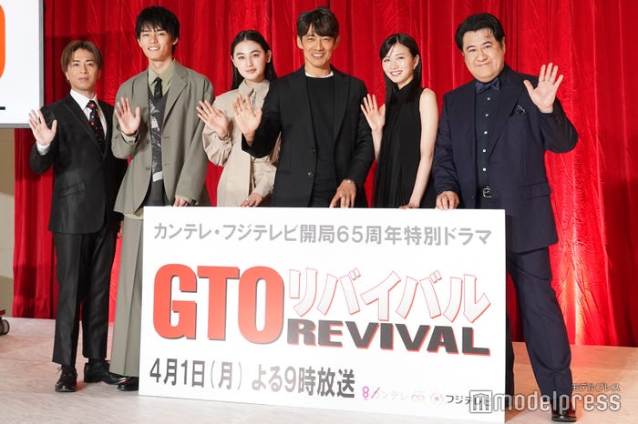 山崎裕太、日向亘、八木莉可子、反町隆史、岡崎紗絵、小手伸也(C)モデルプレス