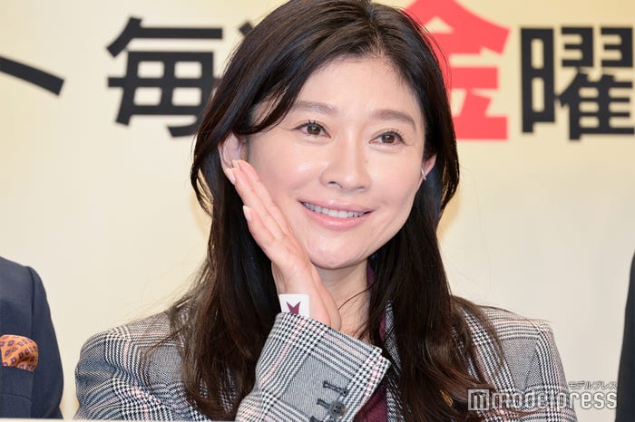 篠原涼子(C)モデルプレス