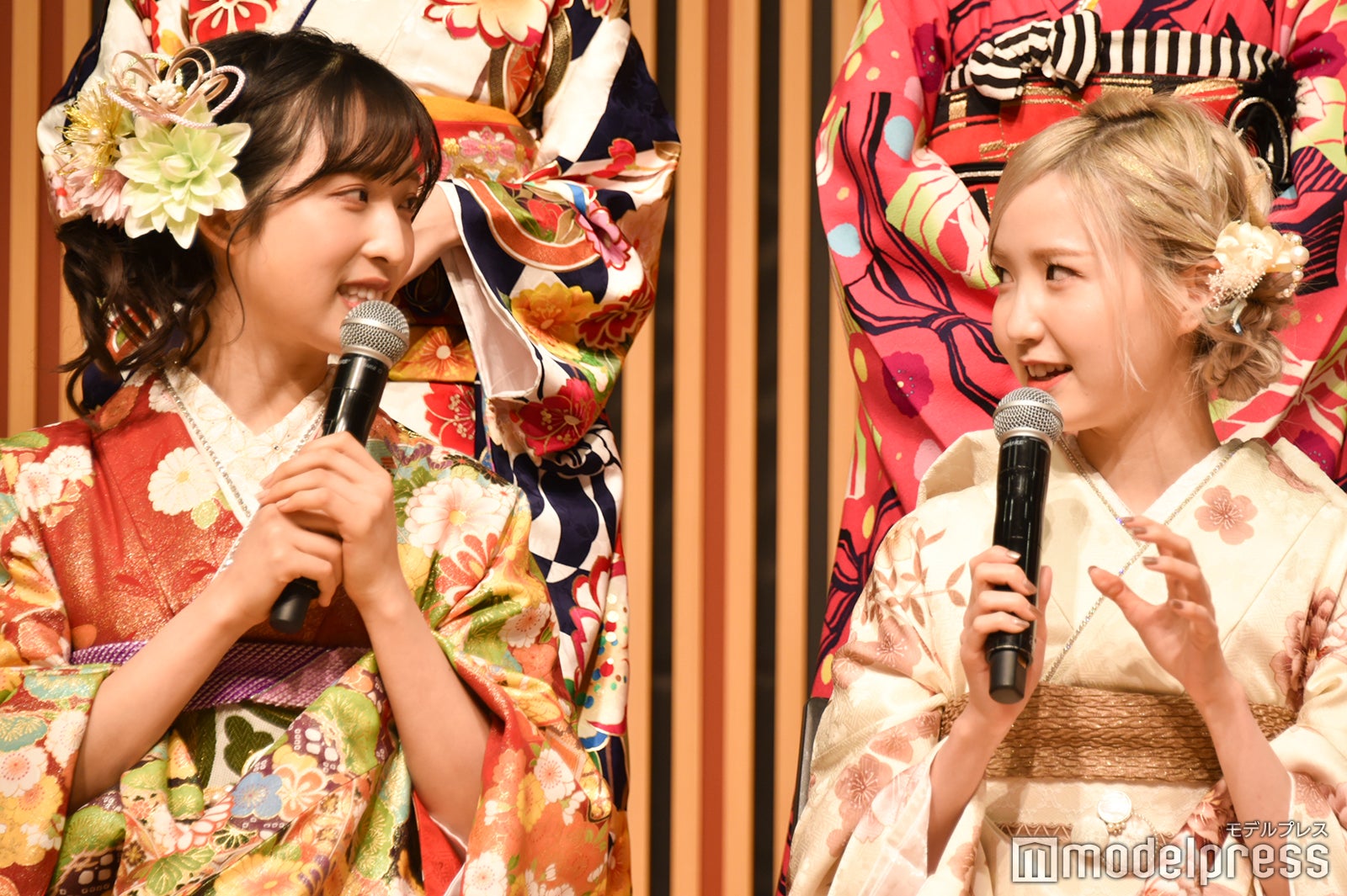 小栗有以、本田仁美 （C）モデルプレス