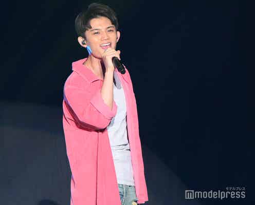 藤原大祐、透き通る美声で会場沸かす 音声トラブルも見事にカバー【TGC松山2024】
