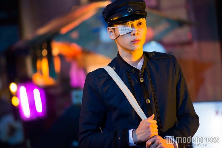 注目の人物 眼帯の下の素顔は 爽やかからキワモノまで変幻自在のイケメン 柾木玲弥 モデルプレス 注目の人物 眼帯の下の素顔は 爽やかからキワモノまで変幻自在のイケメン 柾木玲弥 モデルプレス