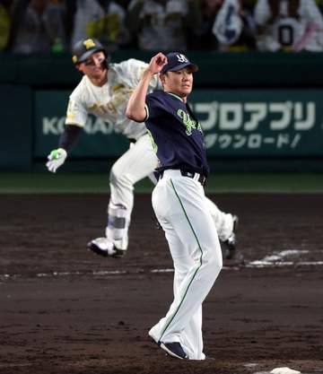 ヤクルトが今季初カード負け越し 29年ぶり開幕4連続勝ち越しはならず 7回途中で雨天コールド 奥川は5回2失点