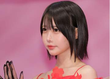 あの フジ新番組→開始10秒で進行止める、肩触れた25歳司会アナにまさか一言 ネット爆笑「面白すぎるw」「年下？」「やばいw」