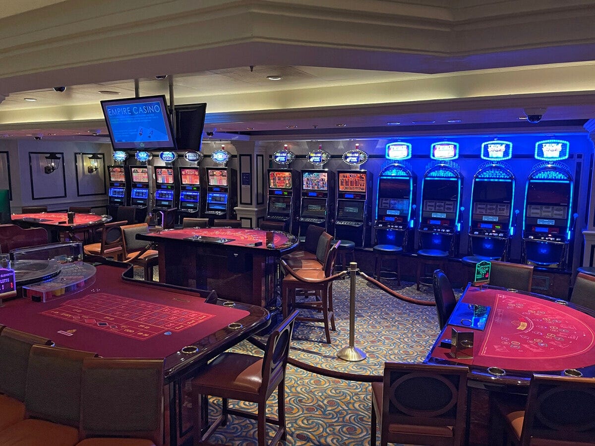 カジノや免税店は航海中のみオープン