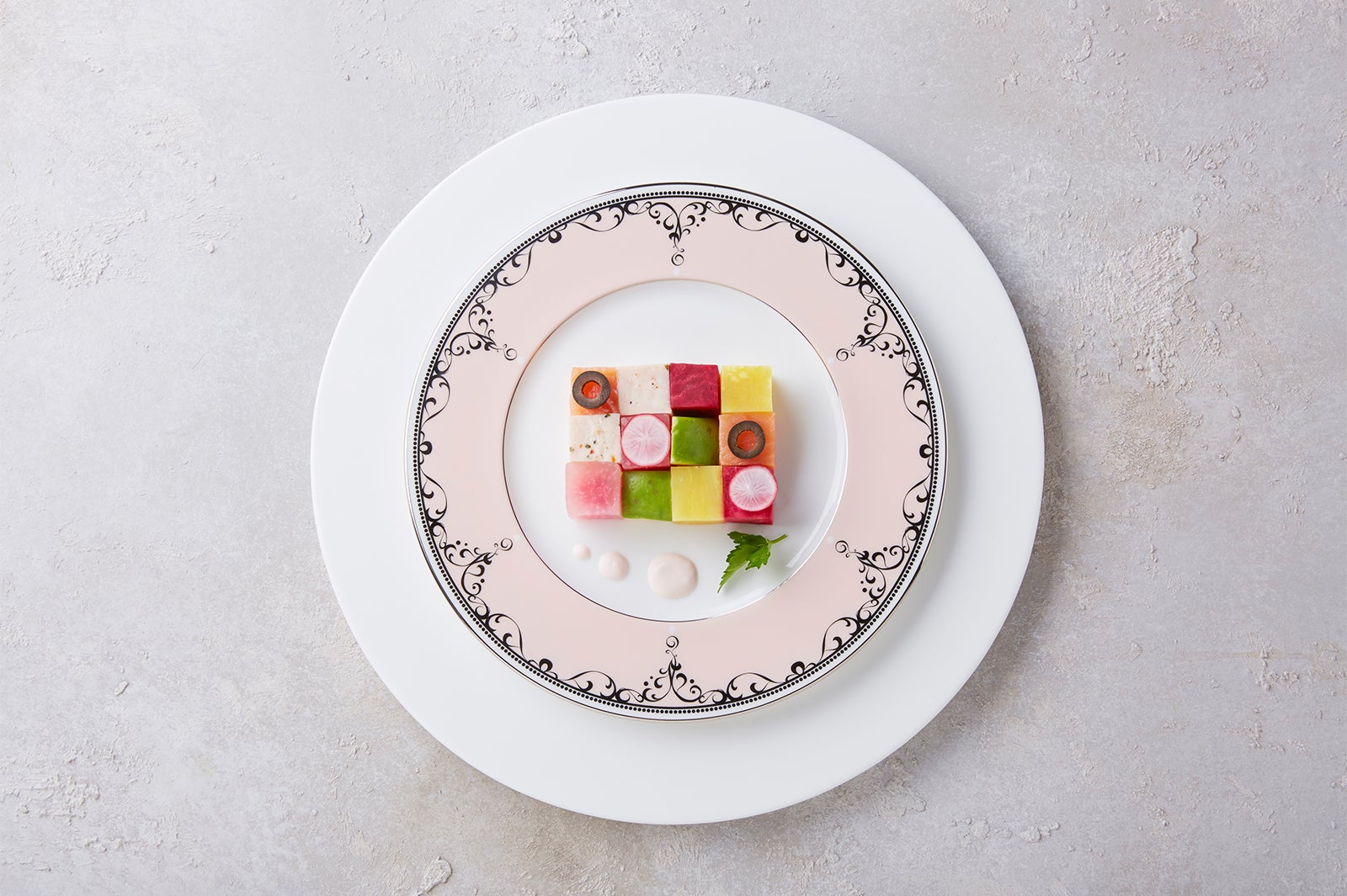 6種類の美容成分たっぷりビューティ キューブ680円／画像提供：JILL STUART Beauty