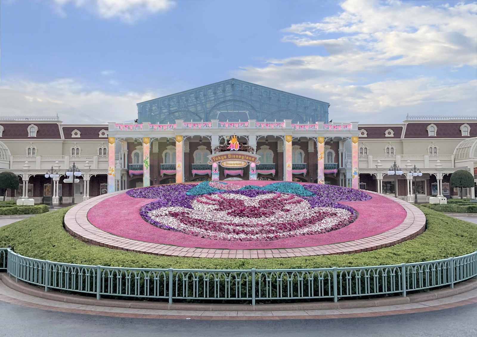 東京ディズニーランド新イベント「ミニーのファンダーランド」ミニー花壇などキュートなデコレーションがパーク彩る