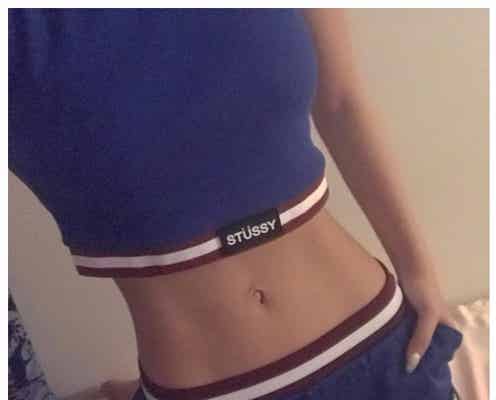 藤田ニコルの美腹筋に視線集中「くびれすごすぎ」「さすがにこるん」驚き&絶賛コメント殺到