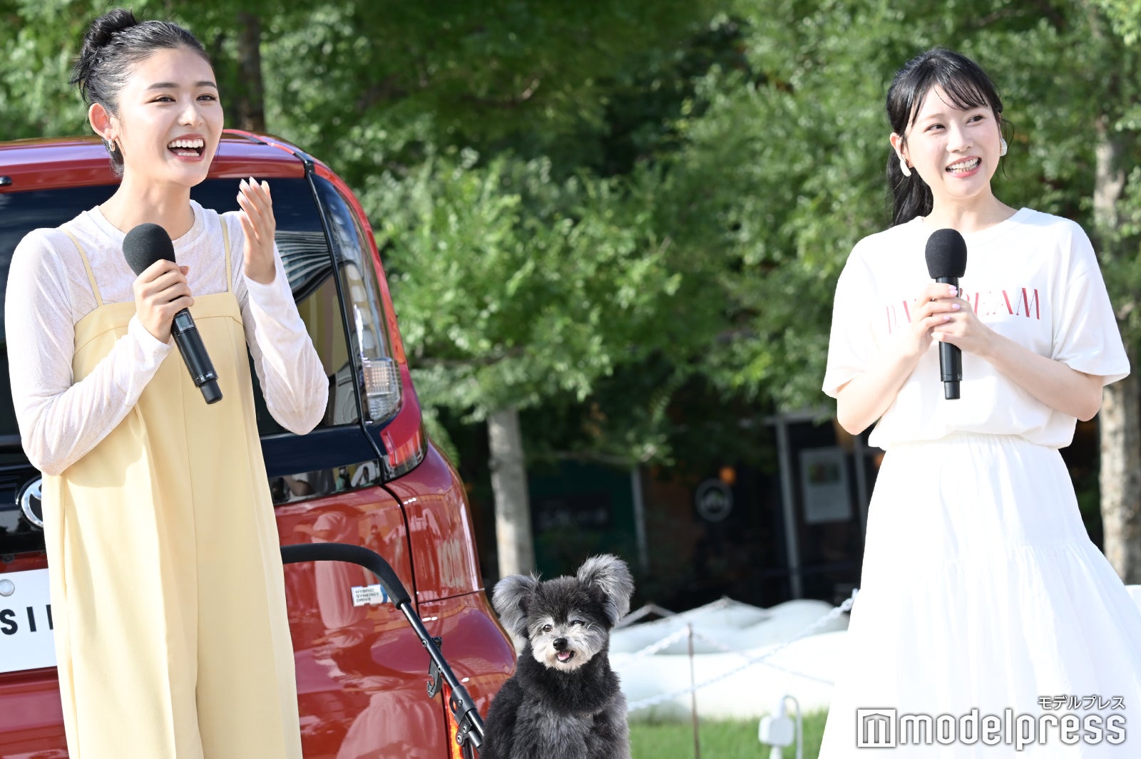 古畑星夏、重盛さと美 （C）モデルプレス