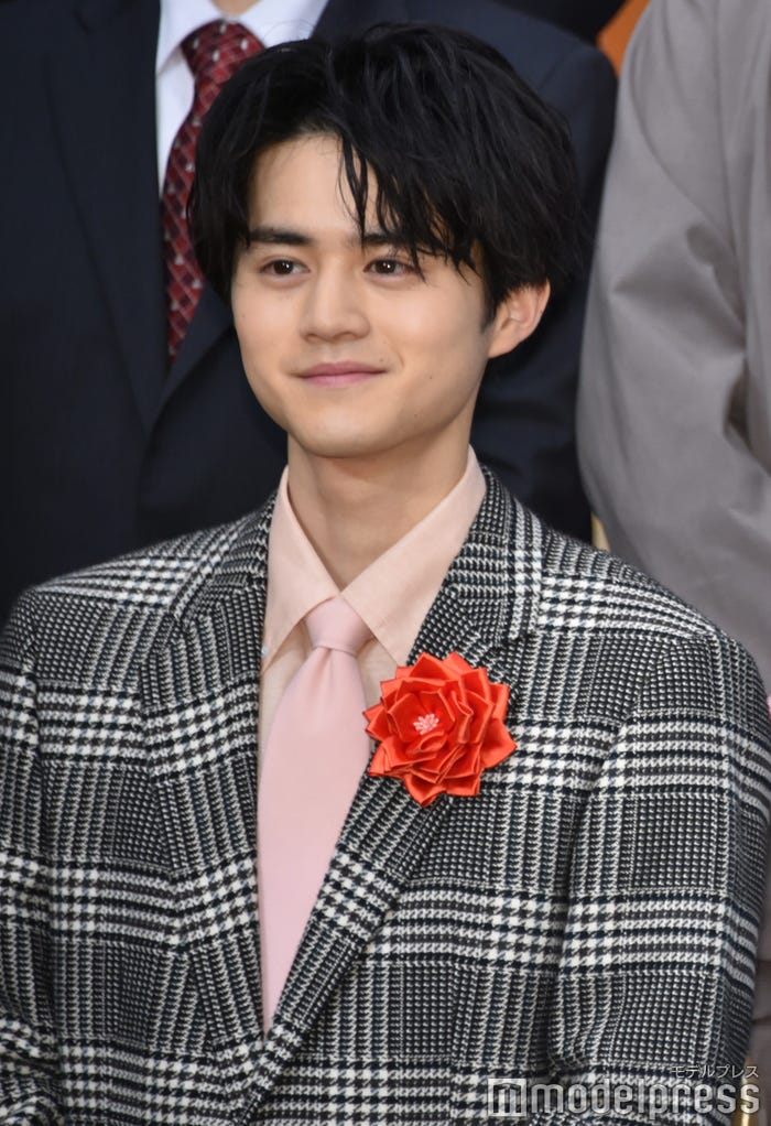 鈴鹿央士(C)モデルプレス