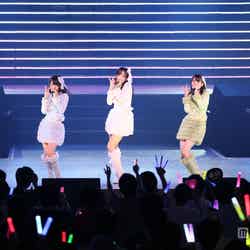 AKB48グループ研修生103名が圧巻のパフォーマンス／（C）AKS