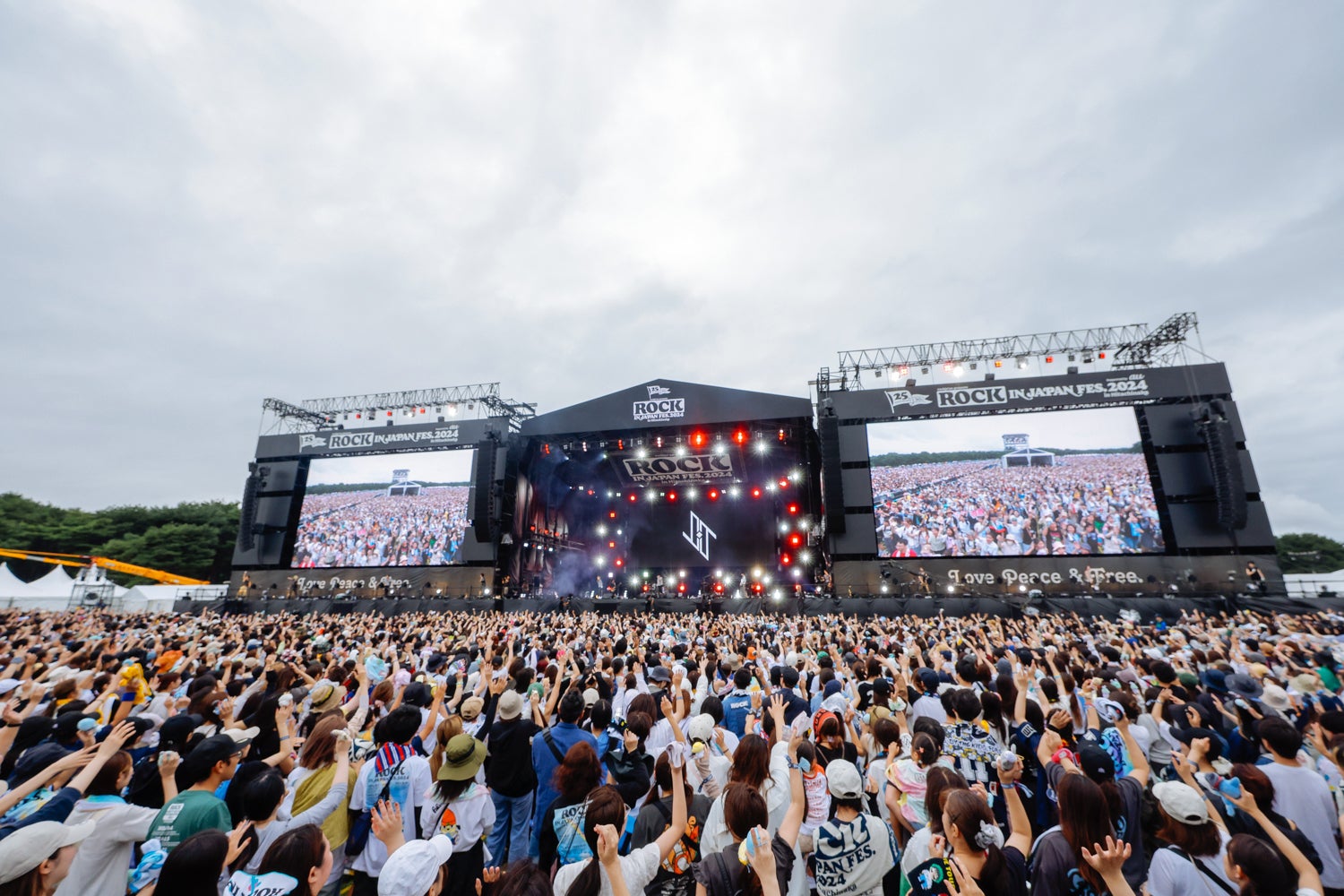 JO1「ROCK IN JAPAN FESTIVAL 2024 in HITACHINAKA」（提供写真）
