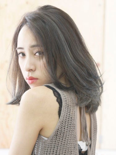 最旬トレンドの韓国風ミディアムヘア特集 挑戦しやすいオルチャンヘアをご紹介 モデルプレス 最旬トレンドの韓国風ミディアムヘア特集 挑戦しやすいオルチャンヘアをご紹介 モデルプレス