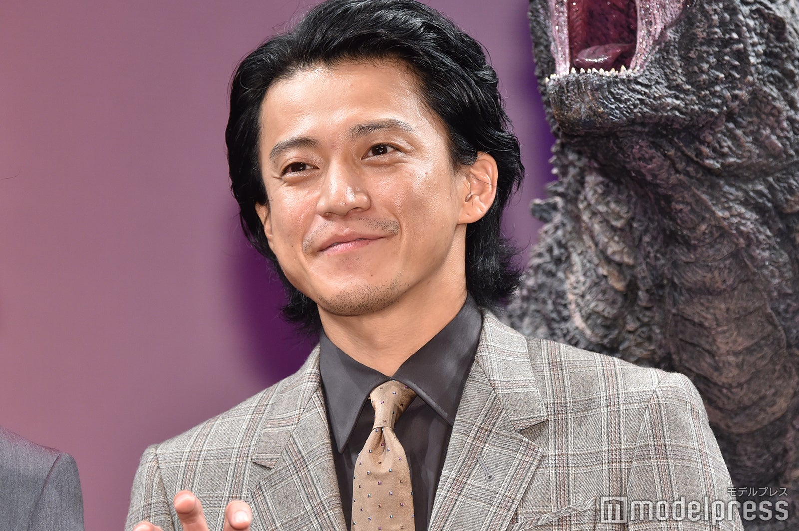 小栗旬（C）モデルプレス