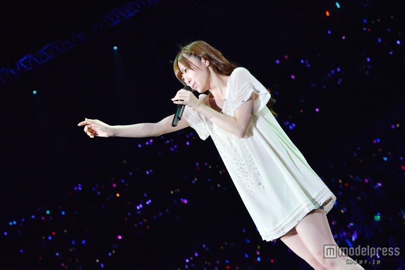 白石麻衣／「乃木坂46 2ND YEAR BIRTHDAY LIVE」より