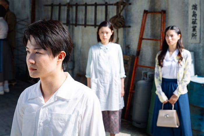 神木隆之介、杉咲花、土屋太鳳「海に眠るダイヤモンド」第2話(C)TBSスパークル/TBS