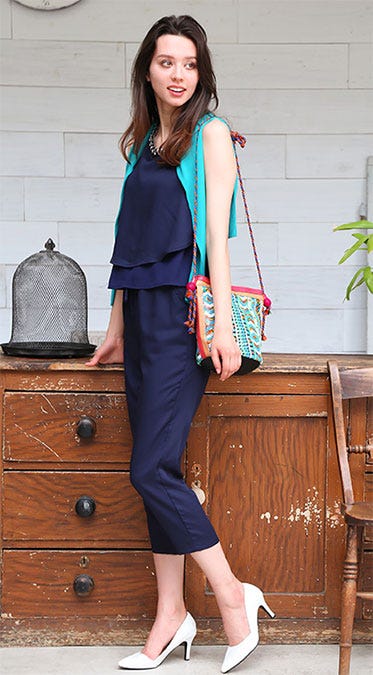 フリルジョーゼットロンパース「salus」3,990円(税込)