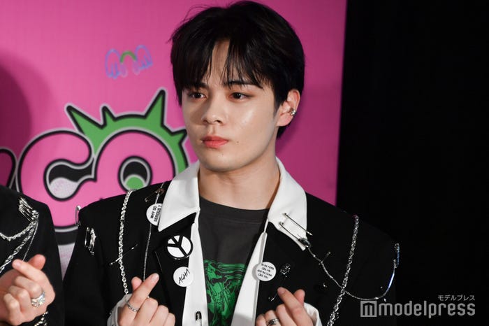 鶴房汐恩 (C)モデルプレス