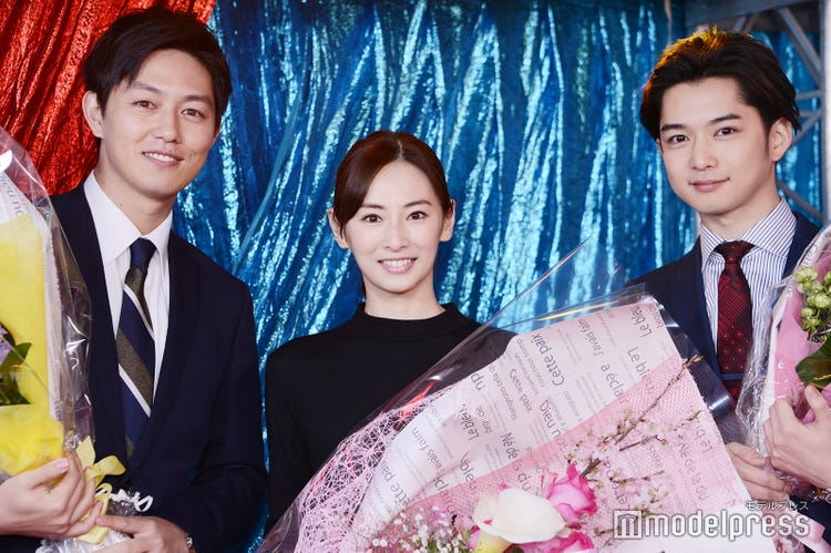 北川景子 こんなに長くやらせて頂けるとは 工藤阿須加 千葉雄大と 家売るオンナの逆襲 笑顔でクランクアップ モデルプレス 北川景子 こんなに長くやらせて頂けるとは 工藤阿須加 千葉雄大と 家売るオンナの逆襲 笑顔でクランクアップ モデルプレス