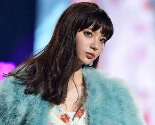 新川優愛、生放送から駆けつけ…華やかオーラに女子熱狂  “可愛く写真に映る”コツも伝授<神コレ2017S/S>