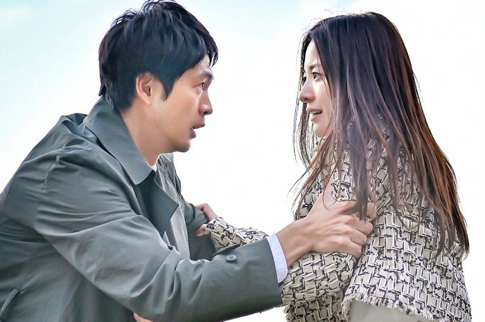 松下洸平、吉高由里子「最愛」第5話(C)TBS